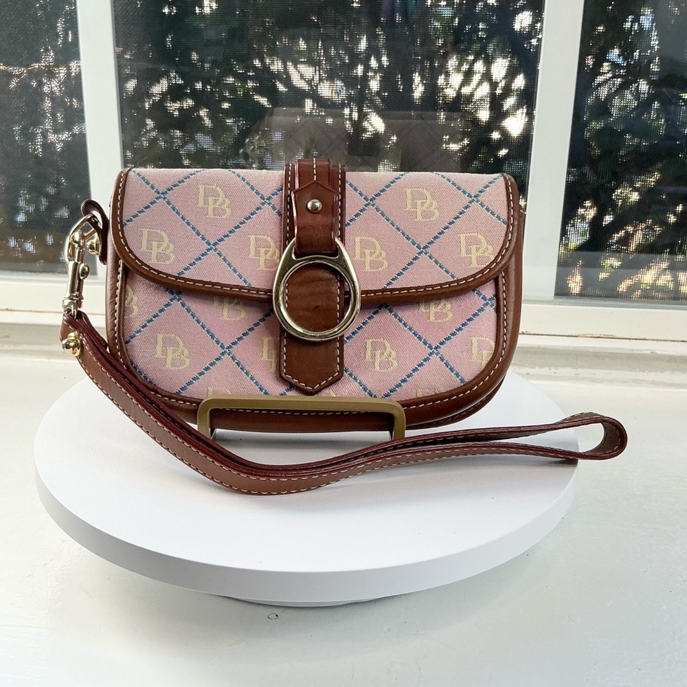 Dooney & Bourke Pink Argyle Logo Wristlet w/ Leather Trim & Red Lining